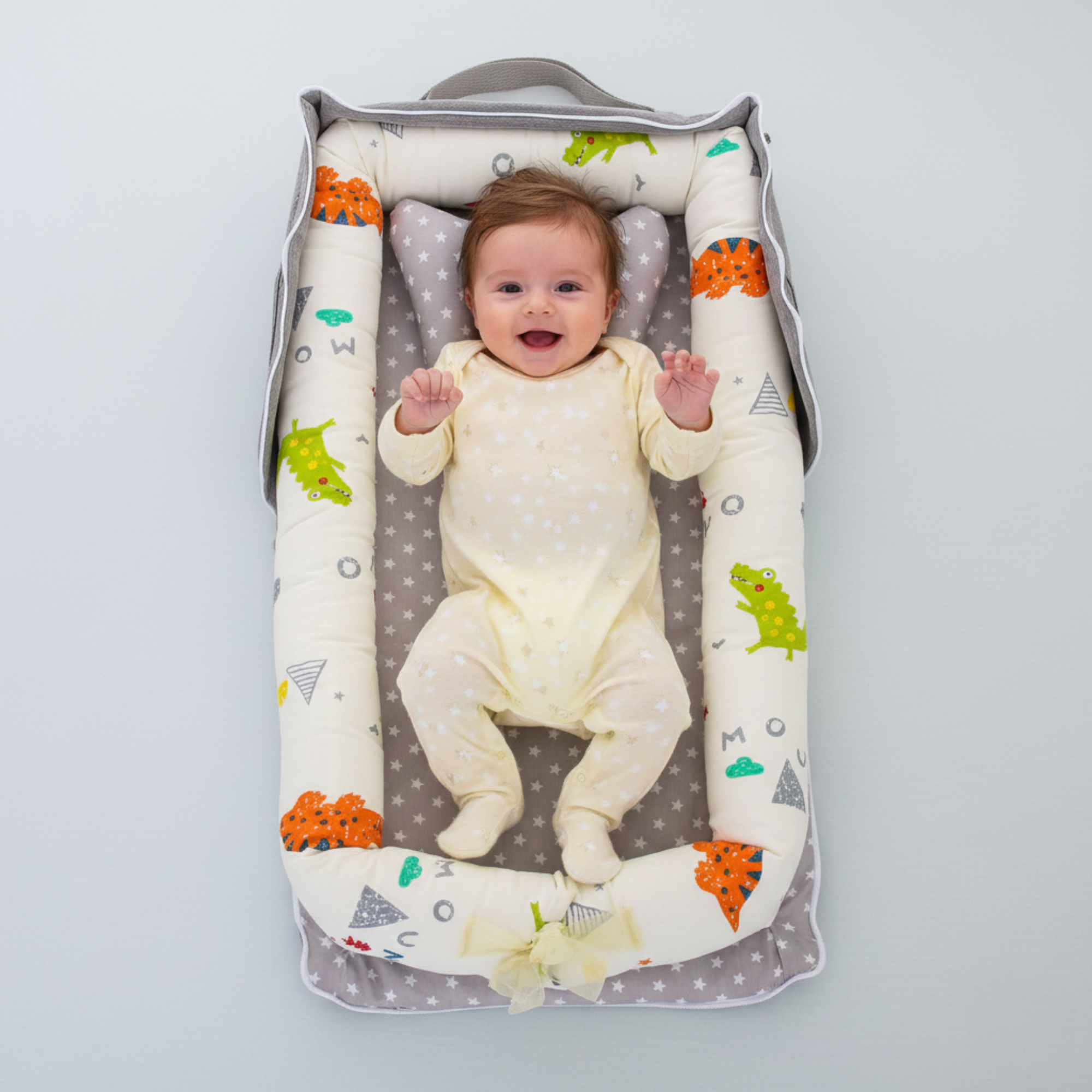 Cradlii Portable Baby Lounger